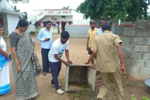 తొట్లలో నిలువ ఉంచిన నీళ్లు తొలగించండి- ఆమనగల్లు పురపాలక సంఘం